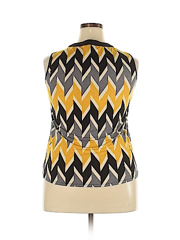 Naif Sleeveless Top (view 2)