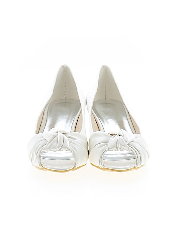 Unbranded Heels (view 2)