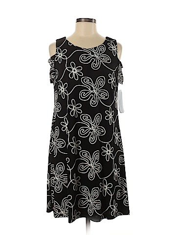 Robbie Bee Casual Dress (view 1)