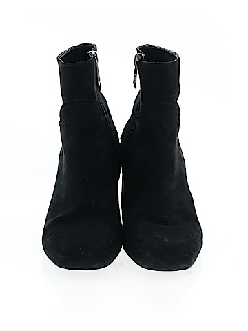 Trafaluc by Zara Ankle Boots (view 2)