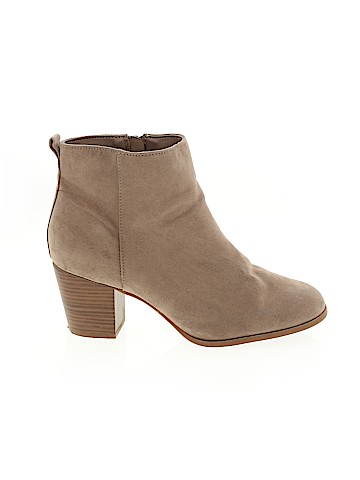 Old Navy Ankle Boots (view 1)