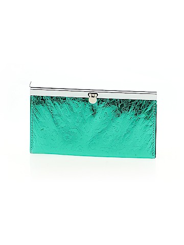 Unbranded Wallet (view 1)