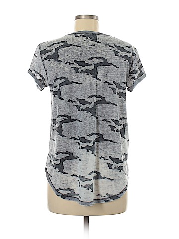 American Eagle Outfitters Short Sleeve T-Shirt (view 2)