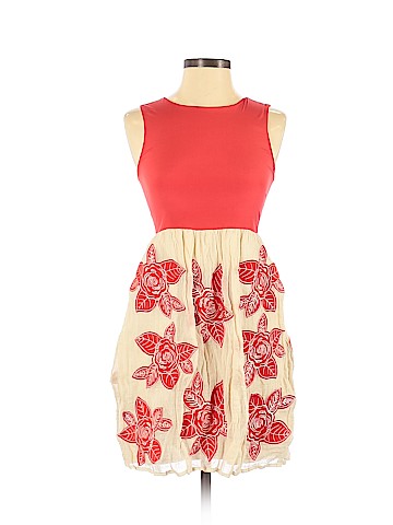 Alice + Olivia Casual Dress (view 1)