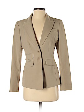 Moda International Size 2