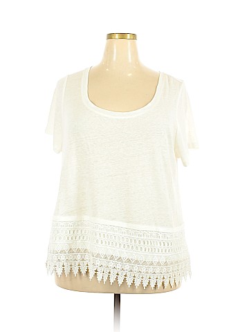 Lane Bryant Short Sleeve T-Shirt (view 1)