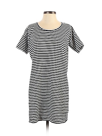 Everlane Casual Dress (view 1)