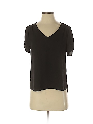 Lily White Short Sleeve Blouse (view 1)