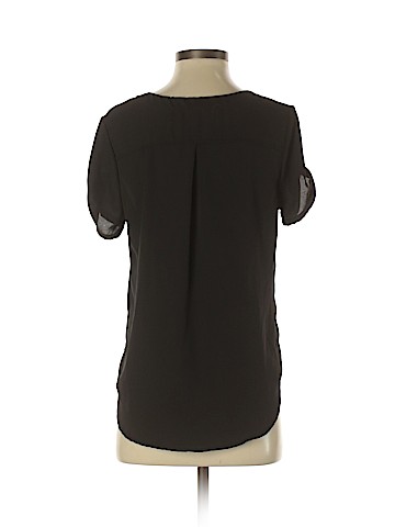 Lily White Short Sleeve Blouse (view 2)