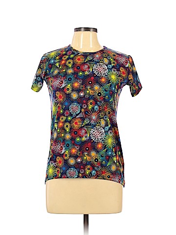 Lularoe Short Sleeve T-Shirt (view 1)