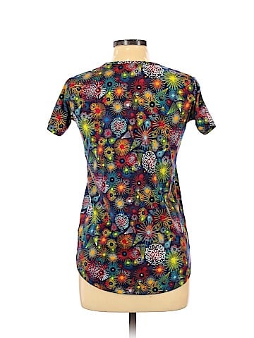 Lularoe Short Sleeve T-Shirt (view 2)