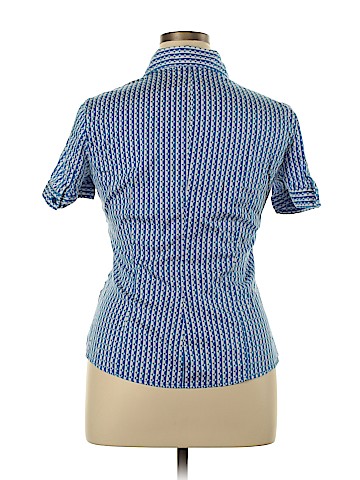 New York & Company Short Sleeve Button-Down Shirt (view 2)
