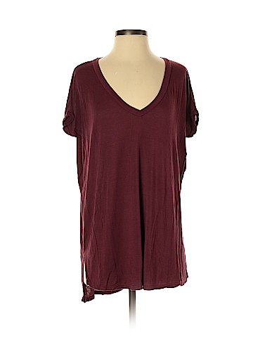 Brandy Melville Short Sleeve T-Shirt (view 1)