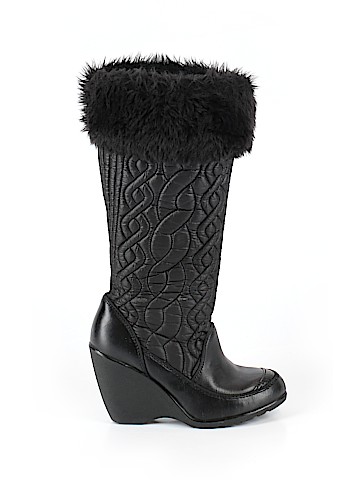 REPORT Boots (view 1)