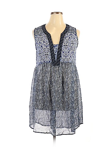 Knox Rose Sleeveless Blouse (view 1)