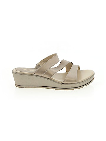Kim Rogers Wedges (view 1)