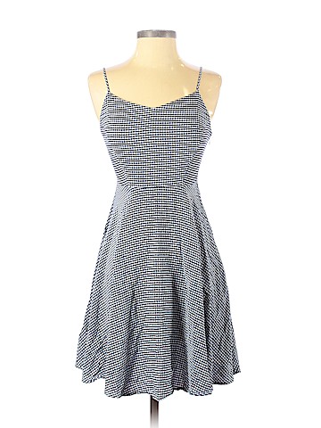 Old Navy Casual Dress (view 1)