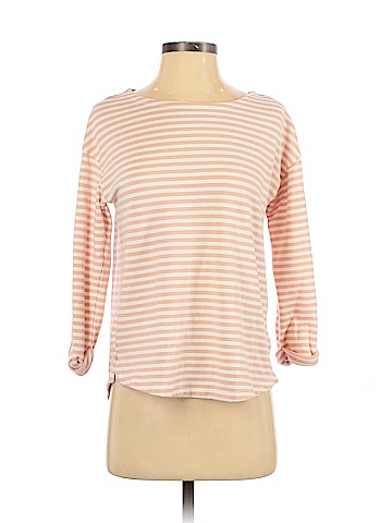 Old Navy Long Sleeve T-Shirt (view 1)