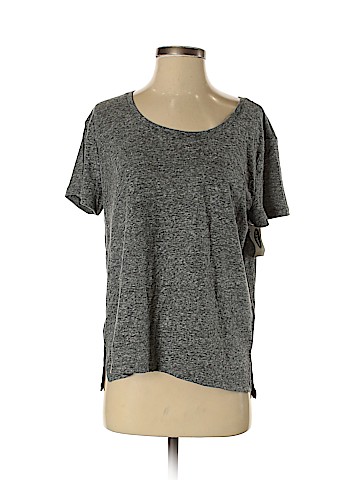 Old Navy Short Sleeve T-Shirt (view 1)