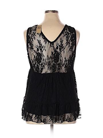 American Eagle Outfitters Sleeveless Top (view 2)