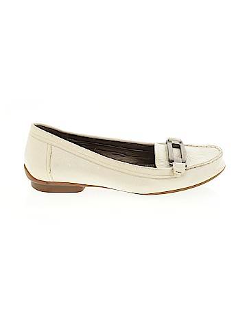 Bandolino Flats (view 1)