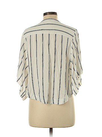 Elan Short Sleeve Blouse (view 2)