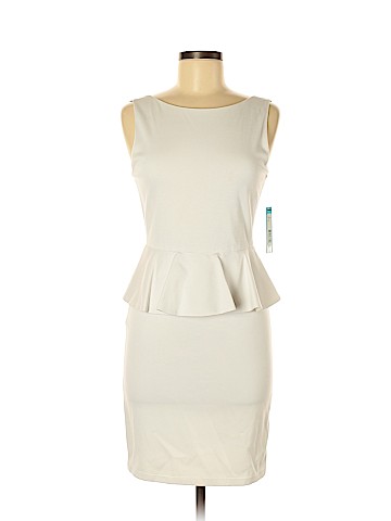 Alice + Olivia Casual Dress (view 1)