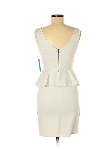 Alice + Olivia Casual Dress (view 2)