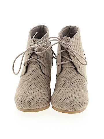 Unr8ed Ankle Boots (view 2)