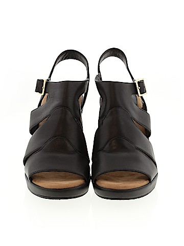 Giani Bernini Wedges (view 2)