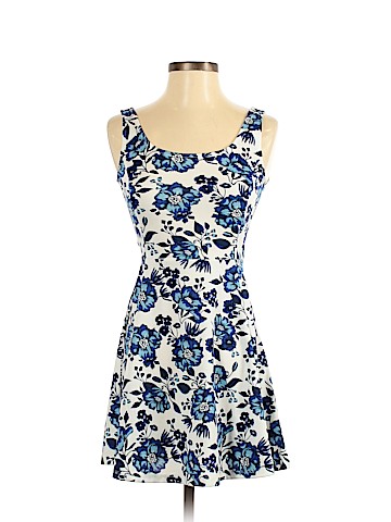 Divided by H&M Casual Dress (view 1)