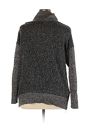 Lea & Nicole Pullover Sweater (view 2)