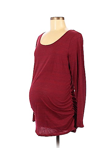 Liz Lange Maternity Long Sleeve T-Shirt (view 1)