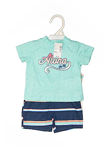 Bundles Short Sleeve T-Shirt (view 1)