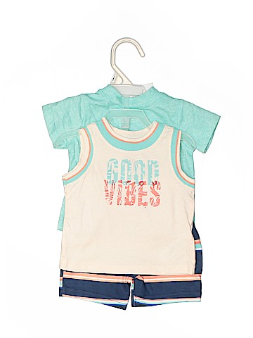 Bundles Short Sleeve T-Shirt (view 2)