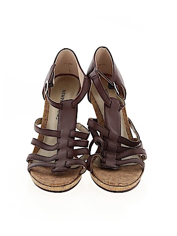 Newport News Heels (view 2)