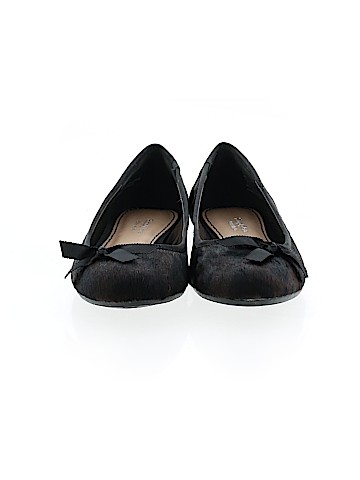 Simply Vera Vera Wang Flats (view 2)