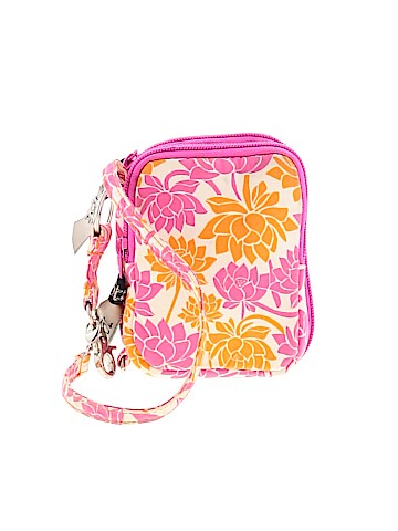 iōta chic Wristlet (view 1)