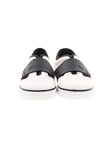 Puma Sneakers (view 2)