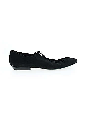 Stuart Weitzman Flats (view 1)
