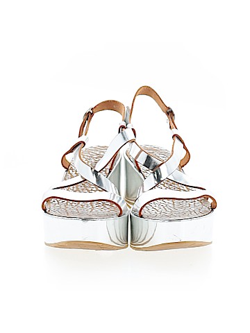 Pedro Garcia Wedges (view 2)