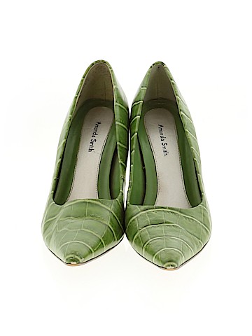 Amanda Smith Heels (view 2)