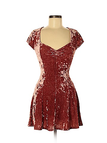 Forever 21 Casual Dress (view 1)