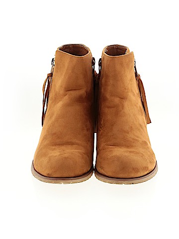 Via Pinky Collection Ankle Boots (view 2)