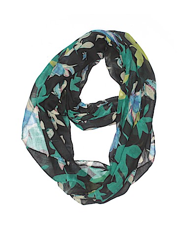 Nicole Marciano Scarf (view 1)
