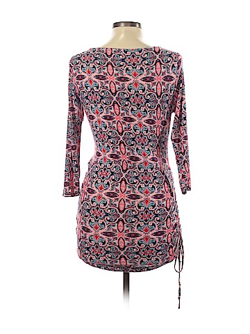 Jessica Simpson Maternity 3/4 Sleeve Top (view 2)