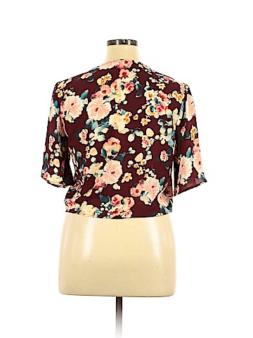 Socialite Short Sleeve Blouse (view 2)