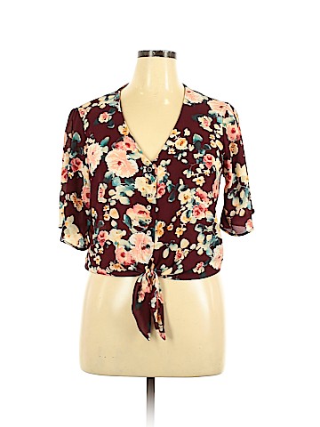 Socialite Short Sleeve Blouse (view 1)