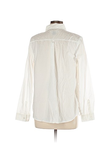 Old Navy - Maternity Long Sleeve Button-Down Shirt (view 2)