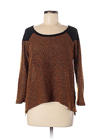 Romeo & Juliet Couture Pullover Sweater (view 1)